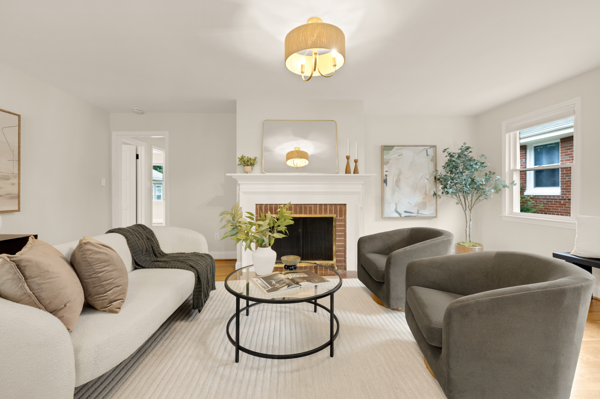 88 Sheridan Street NE_Living Room
